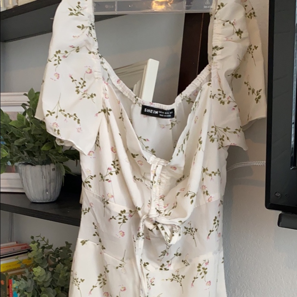 SHEIN Size XS Floral Dress